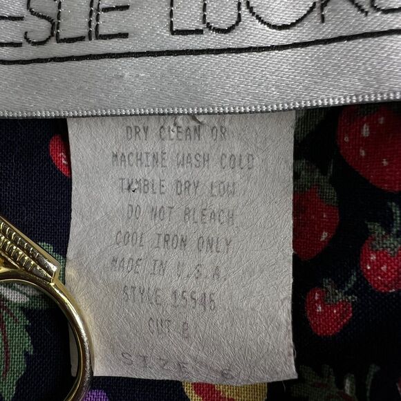 Leslie Lucks Vintage 80's Fruit Dress Size 6 Cottage Core - Picture 12 of 15